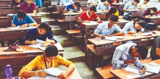 Record 93.72% clear HS Sem III exams; CM congratulates Record 93.72% clear HS Sem III exams; CM congratulates