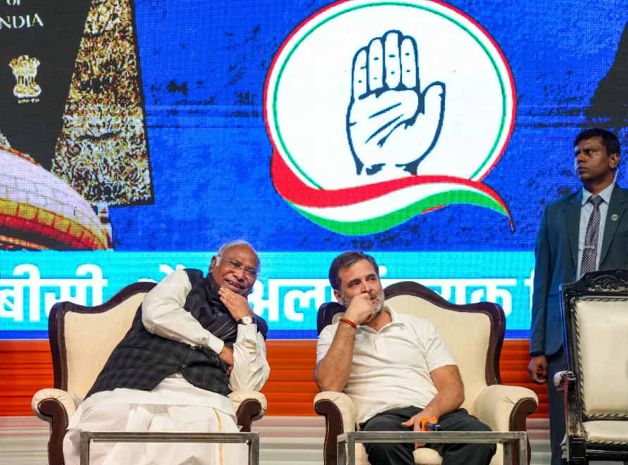 Kharge, Rahul, Priyanka among Congs 40 star campaigners for 2nd phase Bihar polls Kharge, Rahul, Priyanka among Congs 40 star campaigners for 2nd phase Bihar polls