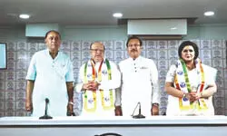 Sovan Chatterjee returns to Trinamool  after 7 years, calls it ‘homecoming’ Sovan Chatterjee returns to Trinamool  after 7 years, calls it ‘homecoming’