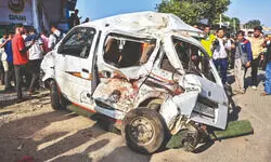 Raj: 14 dead, 13 injured as dumper truck ploughs into multiple vehicles