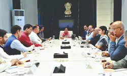 CM convenes high-level meeting, orders strict anti-pollution action CM convenes high-level meeting, orders strict anti-pollution action
