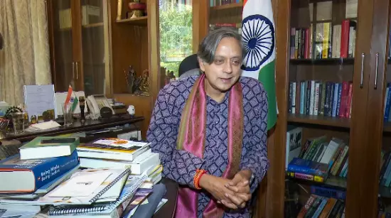 Dynastic politics grave threat to Indian democracy: Shashi Tharoor