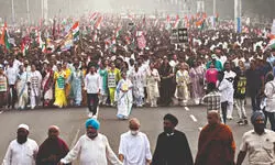 Constitution in hand, culture in spirit, city marches against SIR Constitution in hand, culture in spirit, city marches against SIR
