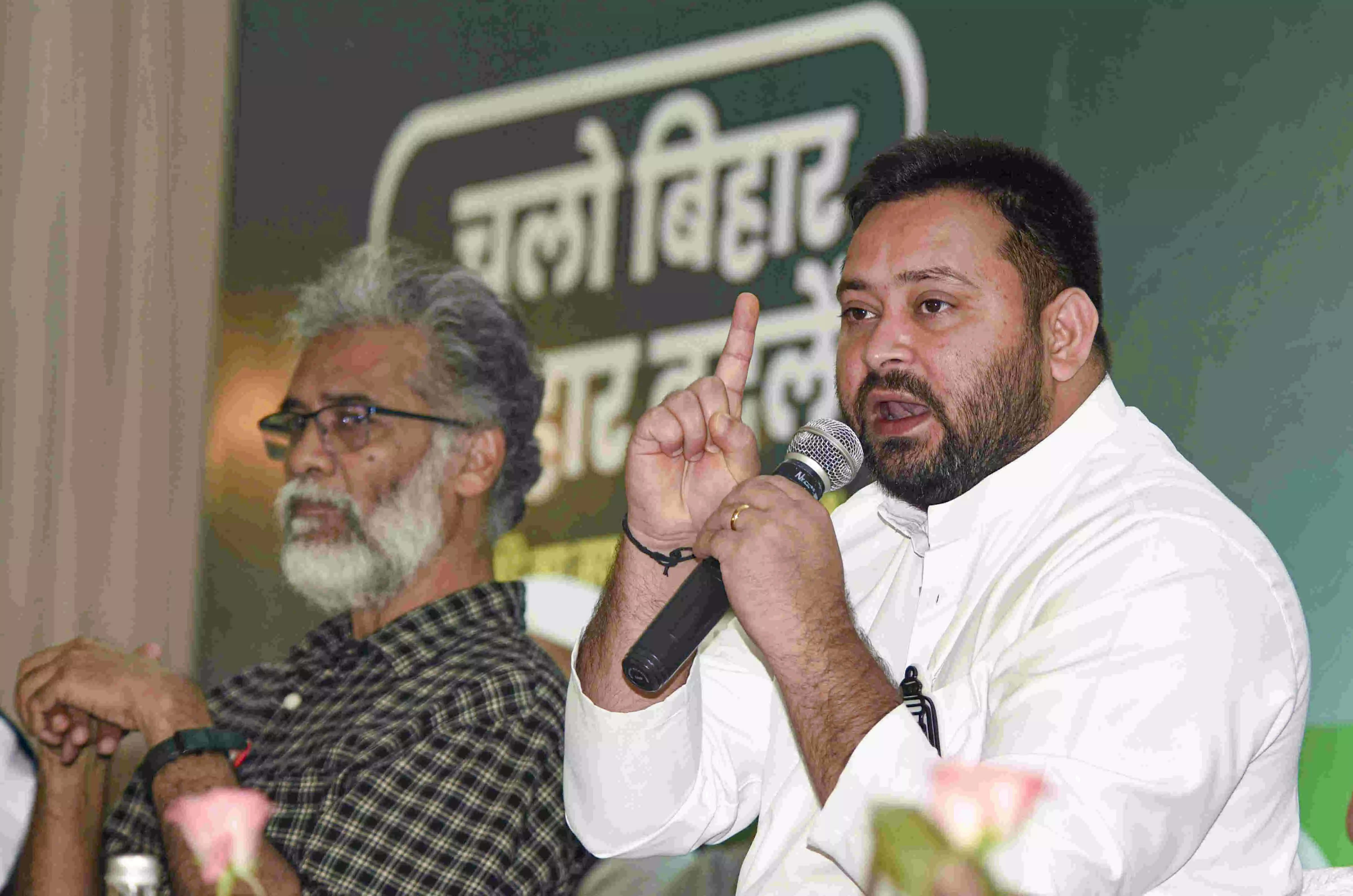 Farmers to get Rs 300 per quintal of paddy, Rs 400 for wheat as bonus over MSP, if we win: Tejashwi Farmers to get Rs 300 per quintal of paddy, Rs 400 for wheat as bonus over MSP, if we win: Tejashwi
