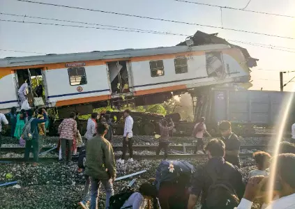7 dead, 14 injured in passenger trains rear-end collision with goods train in Chhattisgarh 7 dead, 14 injured in passenger trains rear-end collision with goods train in Chhattisgarh