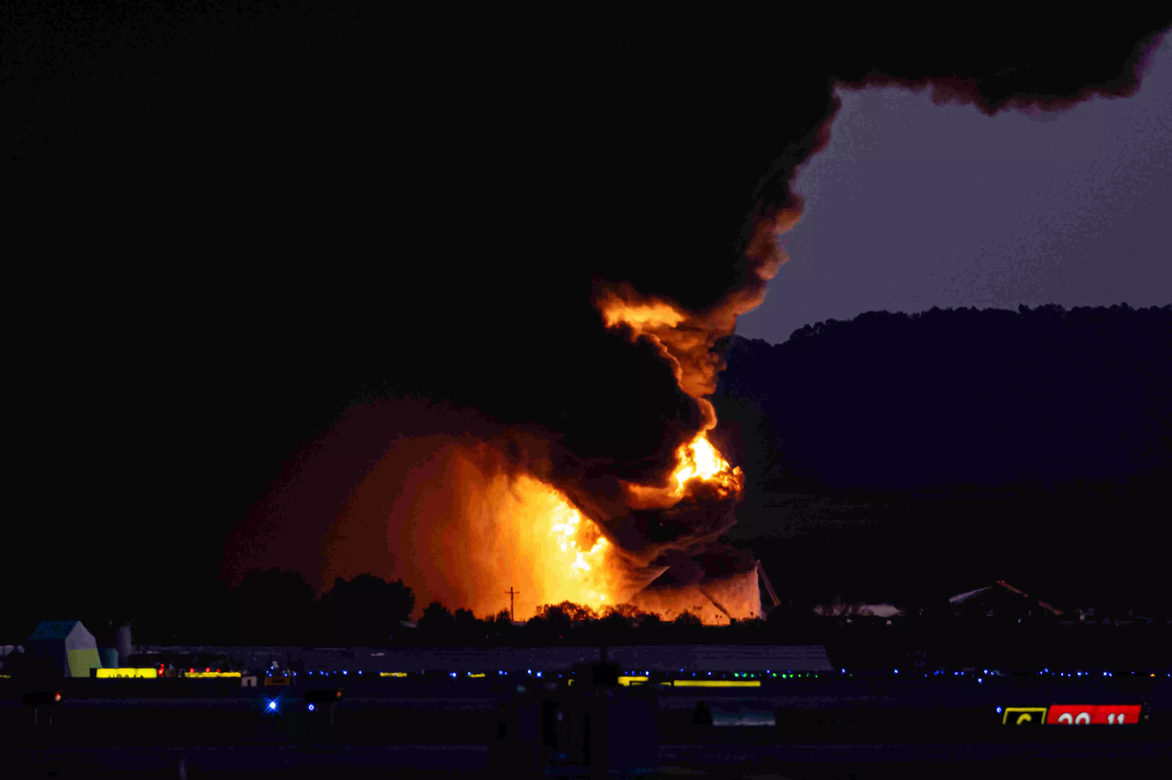 Massive fireball erupts as UPS plane crashes at Kentucky airport, leaving 7 dead