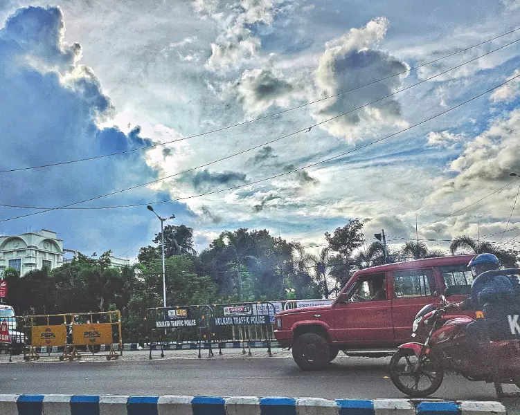 Kolkata AQI hits 219, enters ‘poor’ zone for first time since March Kolkata AQI hits 219, enters ‘poor’ zone for first time since March