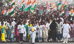 Mamata vows to fill her SIR form after every Bengal resident does Mamata vows to fill her SIR form after every Bengal resident does