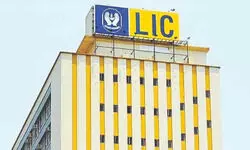 LIC Q2 profit rises 32% to Rs 10,053 cr LIC Q2 profit rises 32% to Rs 10,053 cr