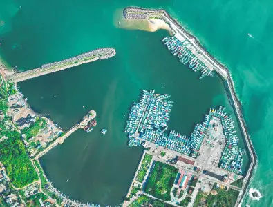 Smart Harbours, Stronger Shores Smart Harbours, Stronger Shores