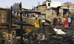Massive fire near Rithala metro station in Delhi engulfs hundreds of shanties, 1 dead Massive fire near Rithala metro station in Delhi engulfs hundreds of shanties, 1 dead