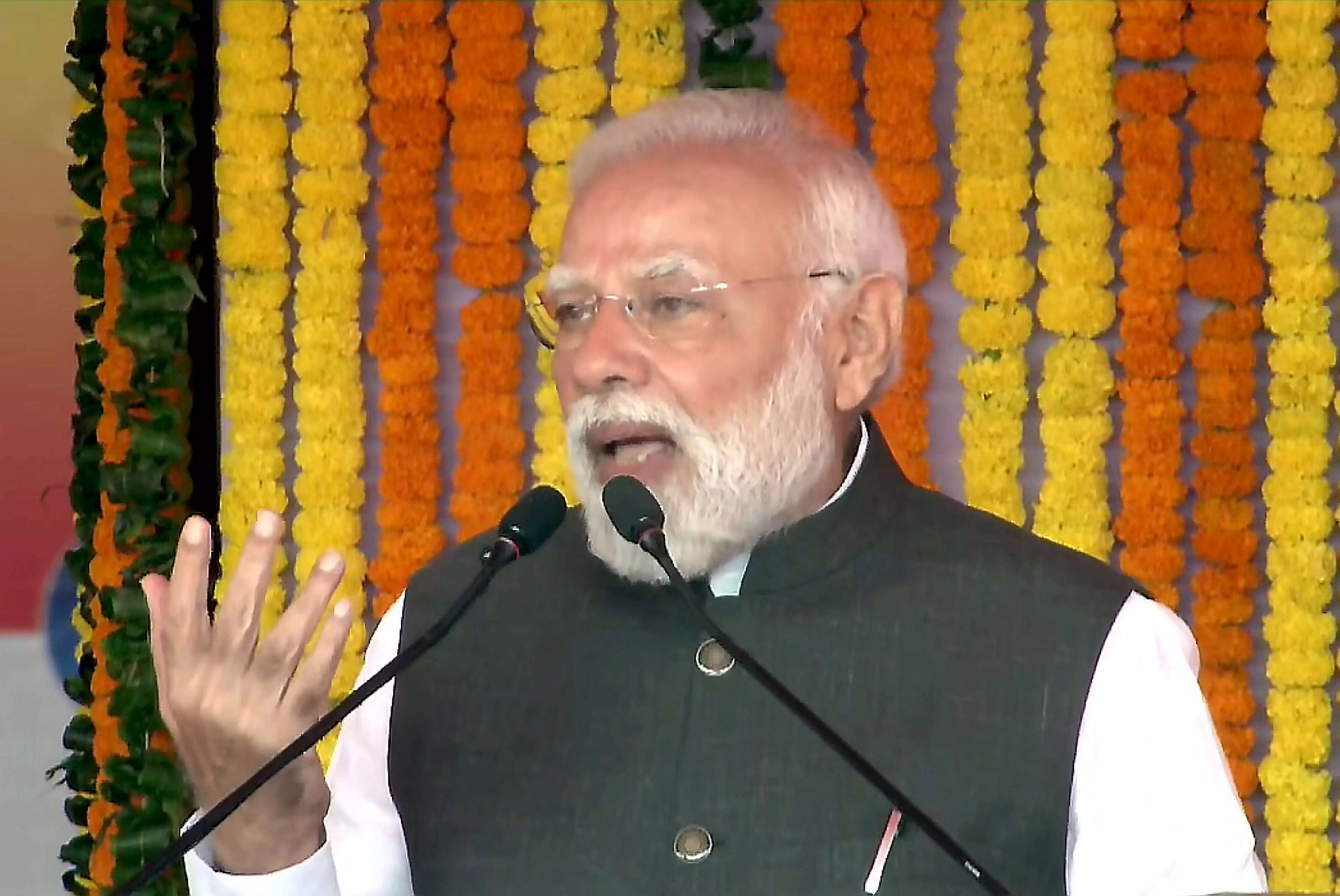 India moving fast on path of development: PM Modi India moving fast on path of development: PM Modi