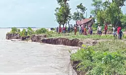 Erosion victims fear losing voting rights after Ganga swallows homes Erosion victims fear losing voting rights after Ganga swallows homes
