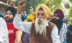 Punjab: PU students protest for Senate election; politicians, farmers’ join them