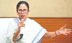 ‘You can cut my throat, not voters’ names: Mamata