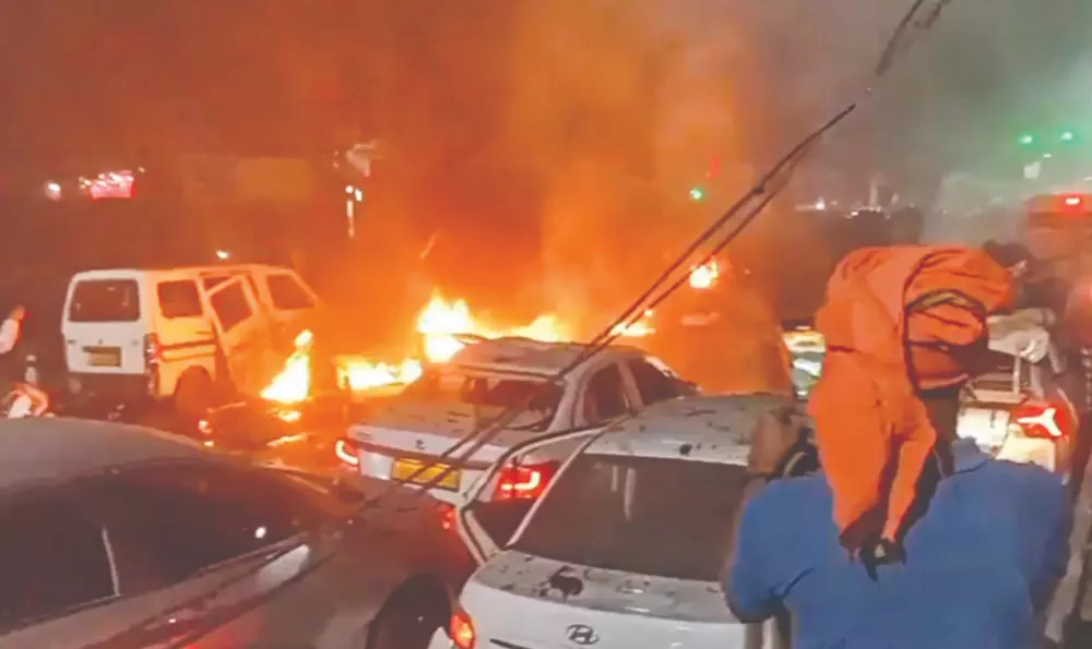 Explosion in car near Red Fort Metro Station leaves 9 dead, over 20 injured