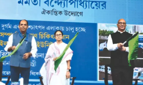 CM flags off 110 ‘mobile medical units’, says Bengal’s healthcare seen ‘historic transformation’ CM flags off 110 ‘mobile medical units’, says Bengal’s healthcare seen ‘historic transformation’