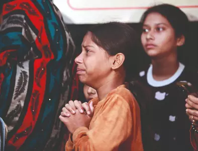 Beds overflow at LNJP Hospital as blast victims pour in