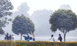 At 17.2 degrees, Kolkata records coldest day of season so far At 17.2 degrees, Kolkata records coldest day of season so far