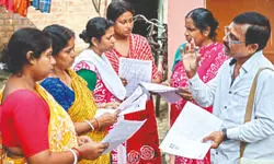 Bengal tops SIR performance charts with distribution of 93.22% enumeration forms