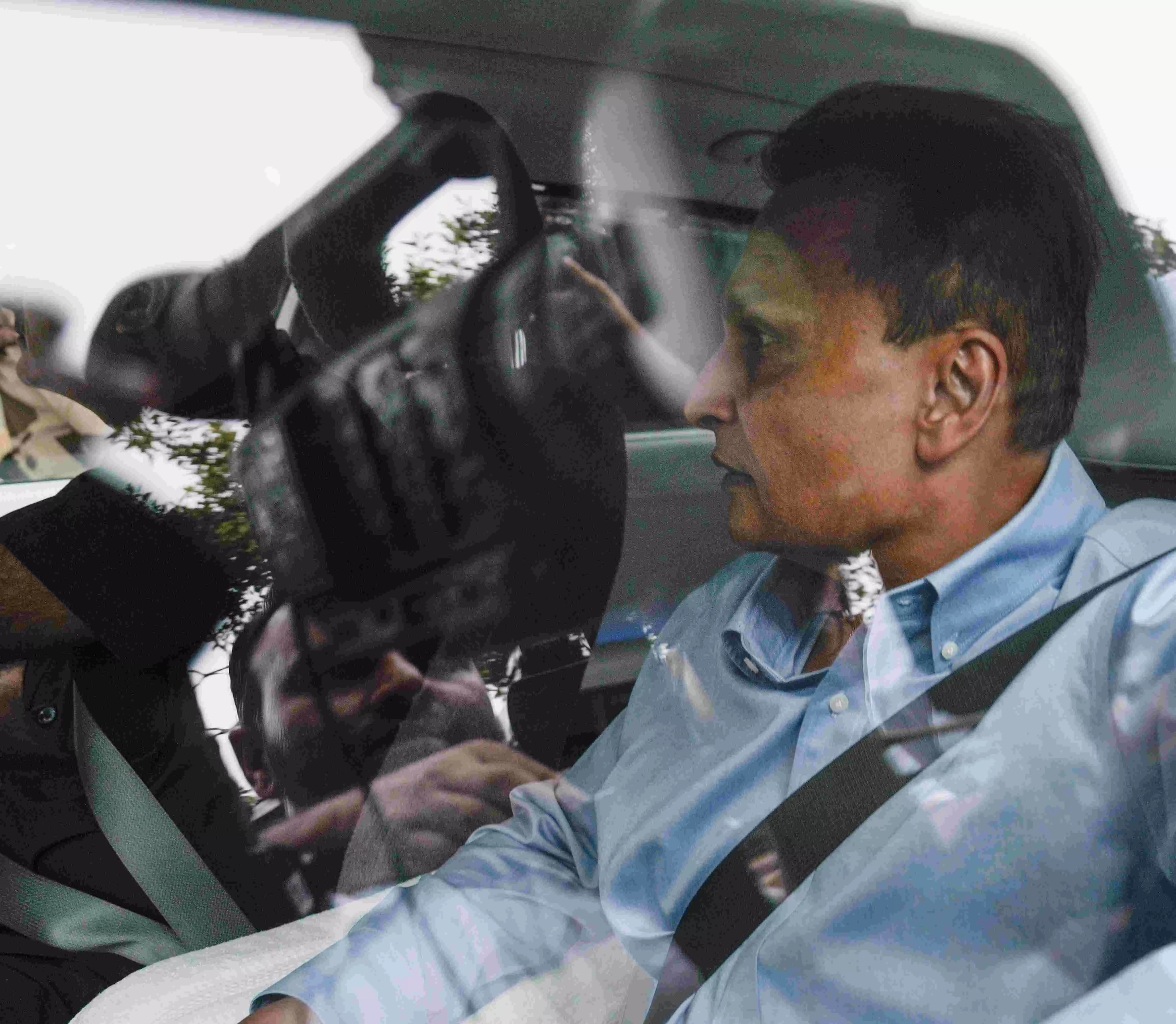 Anil Ambani offers to virtually appear before ED in FEMA case Anil Ambani offers to virtually appear before ED in FEMA case