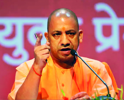 Yogi gains edge over Akhilesh in UP politics Yogi gains edge over Akhilesh in UP politics