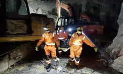 UP: One killed in Sonbhadra stone quarry collapse, rescue operations underway UP: One killed in Sonbhadra stone quarry collapse, rescue operations underway