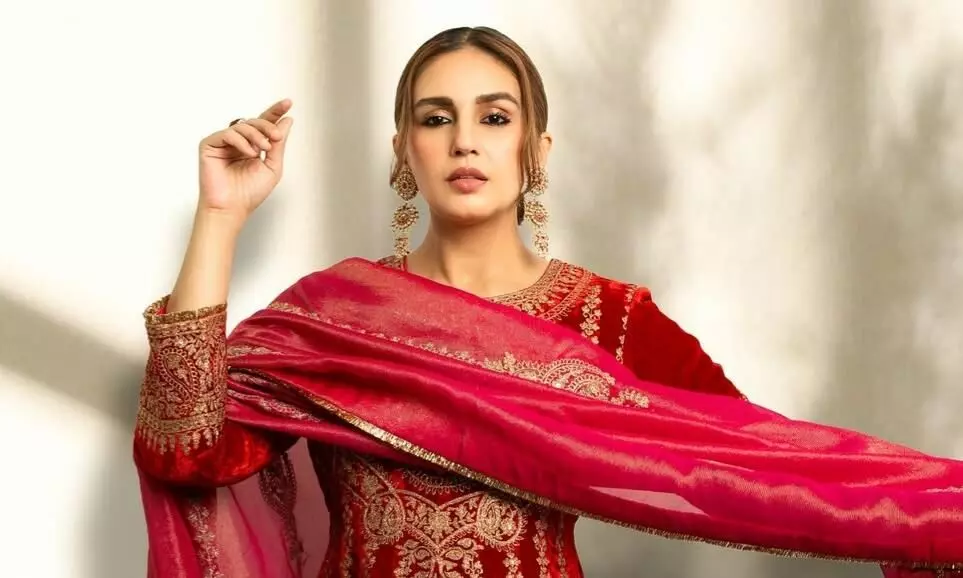 Half of Bollywood doesn’t really know Hindi: Huma Qureshi Half of Bollywood doesn’t really know Hindi: Huma Qureshi