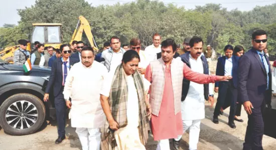 CM reviews Najafgarh Drain stretch, calls for swift upgrades in sanitation