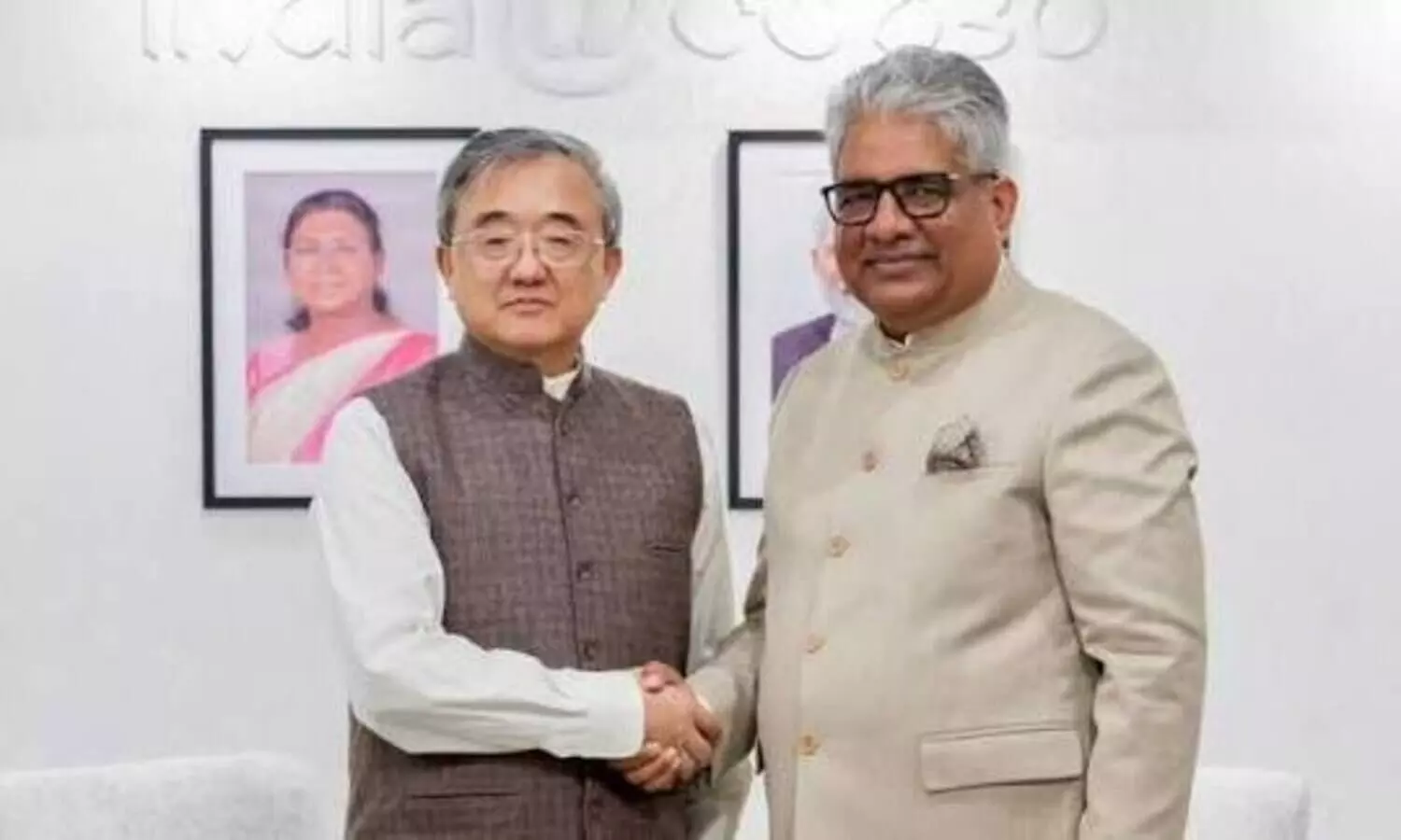 Indias Bhupender Yadav meets Chinese Spl Envoy, Cuban Minister on COP sidelines; discusses climate