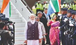 Modi arrives in South Africa for G20 Summit, calls for ‘productive discussions’ on global challenges Modi arrives in South Africa for G20 Summit, calls for ‘productive discussions’ on global challenges