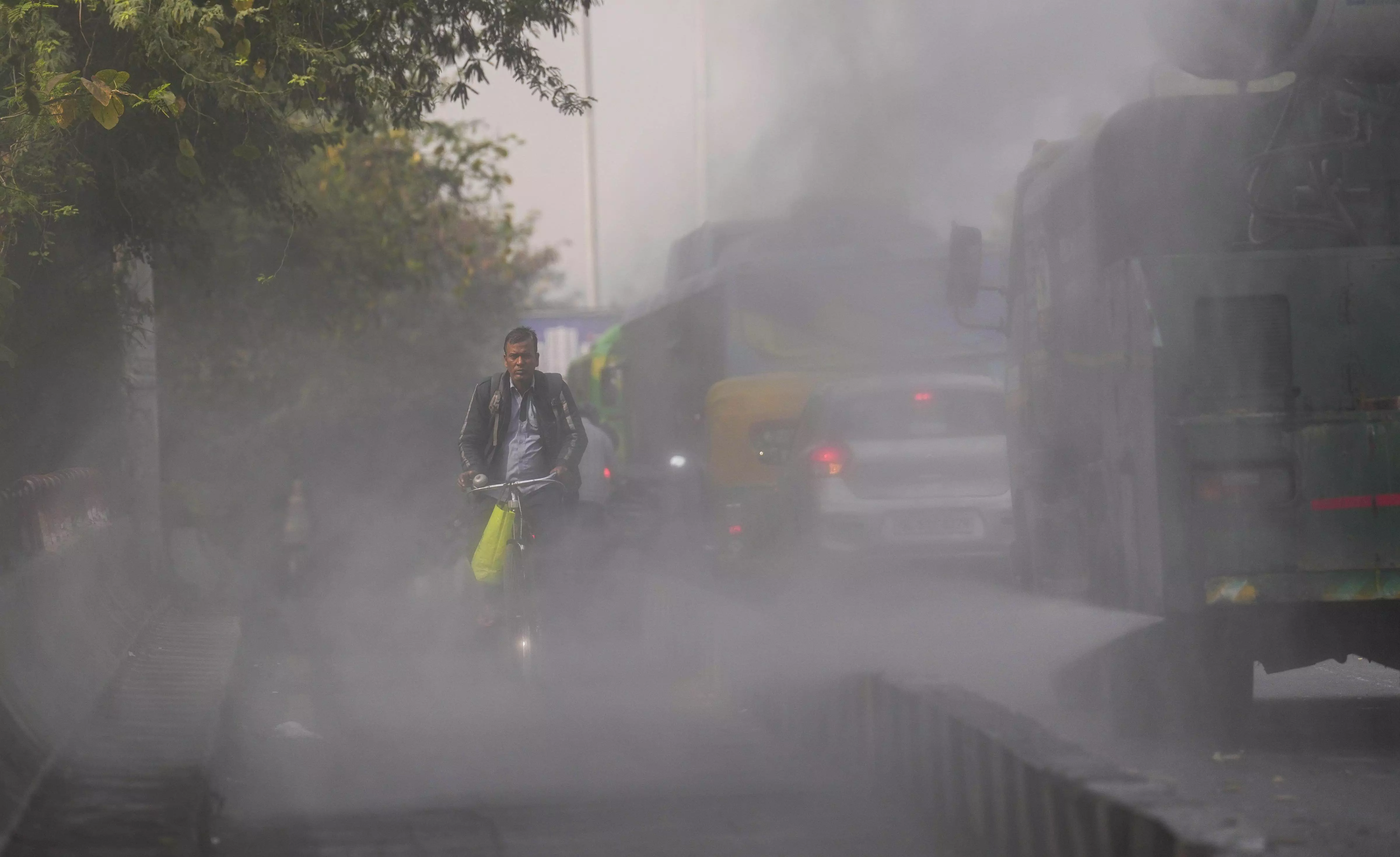 AQI crosses 500 in Delhi-NCR, CAQM makes GRAP more stringent amid worsening air quality AQI crosses 500 in Delhi-NCR, CAQM makes GRAP more stringent amid worsening air quality