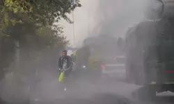 Delhi-NCR AQI goes above 500 in hotspots; dense smog and falling temperatures intensify discomfort