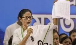 Mamata writes to CEC, seeks his intervention into two recent issues