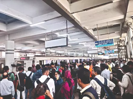 Blue Line Metro services hit by suicide attempt Blue Line Metro services hit by suicide attempt