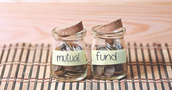 Debt MFs attract `1.6L cr in Oct on high inflow into liquids funds