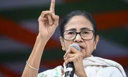 Must protect guidance provided by Constitution when democracy is at stake: Mamata