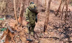 Improvised rocket with 40 kg explosive found in Manipurs Churachandpur Improvised rocket with 40 kg explosive found in Manipurs Churachandpur