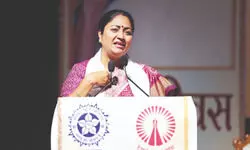 CM Gupta announces Rs 700-crore push for slum development