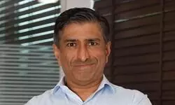 Ratul Puri Highlights Plan to Deploy 300 MWp PV and 300 MWh Storage as Hindustan Power Wins High-Value SECI Project with 150 MW Contracting Capacity