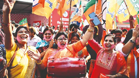 Command. Cohesion. Victory. Command. Cohesion. Victory.