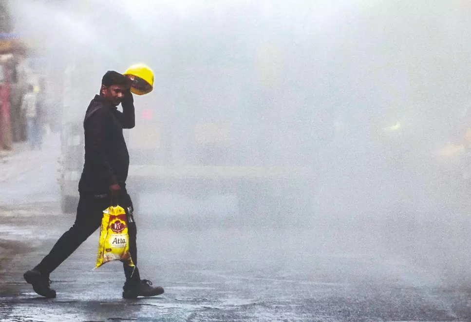 Air quality stayed ‘very poor’ through half   of November; no relief expected next week