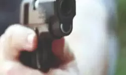 Howrah Panchayat pradhan shot in Bally, one injured Howrah Panchayat pradhan shot in Bally, one injured