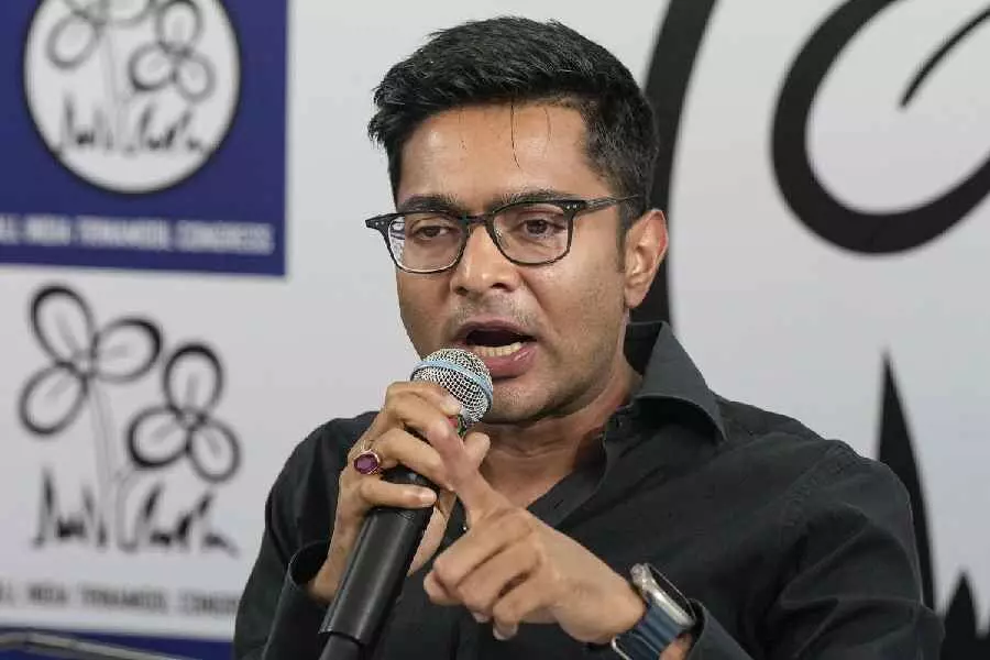 Abhishek flays ECI for ‘recycling’ 4-month-old BLO pay hike order