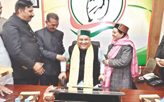 Vinay Kumar takes charge as president of Himachal Cong