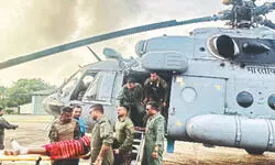 India evacuates last batch   of stranded citizens from SL