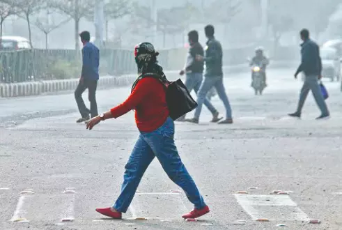 Delhi’s air turns hazardous again