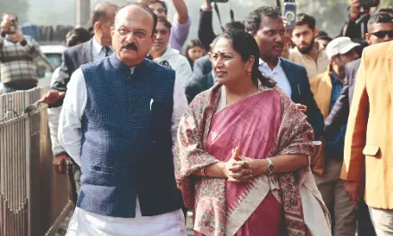 CM inspects mist spray system at ITO