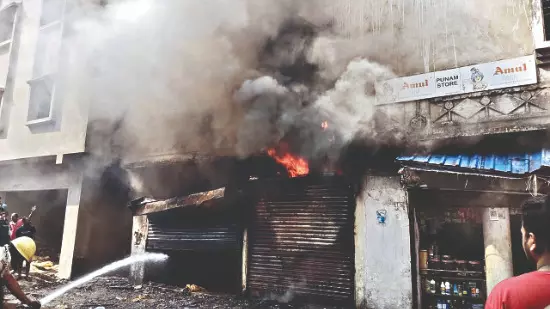 Fire breaks out at chemical  godown in Gulshan Colony