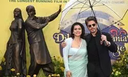 SRK & Kajol unveil DDLJ statue in London